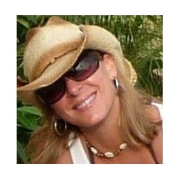 Angela Delaney Photo 15