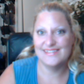 Heather Alfaro Photo 24