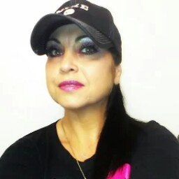 Barbara Robinson Photo 27