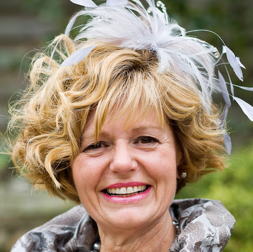 Sue Short Photo 11