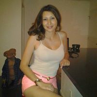 Emily Yanez Photo 15