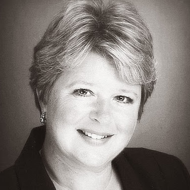 Julie Burt Photo 26