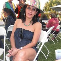 Sandra Henriquez Photo 32