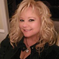 Lora Freeman Photo 10