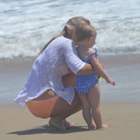 Lisa Thurston Photo 14