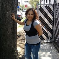 Angie Back Photo 3