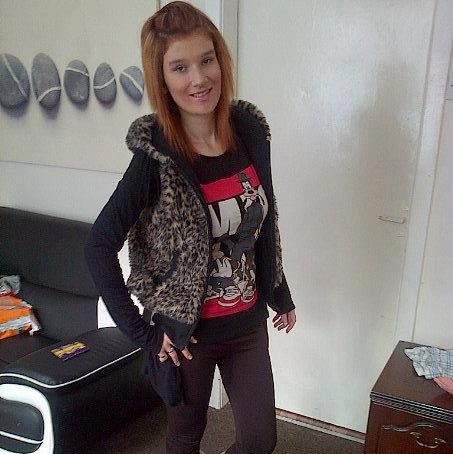 Natasha Lowe Photo 20