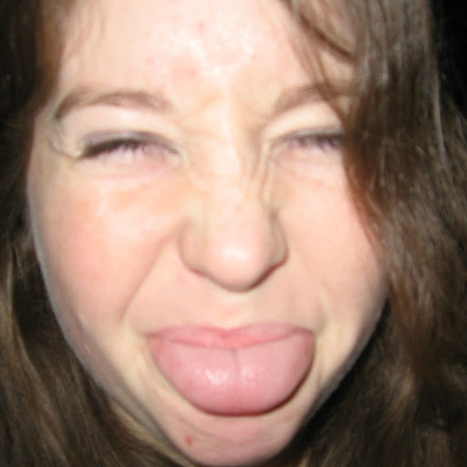 Elizabeth Pike Photo 42