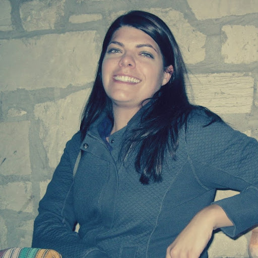 Amanda Eaton Photo 40