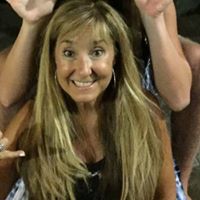 Denise Stack Photo 19