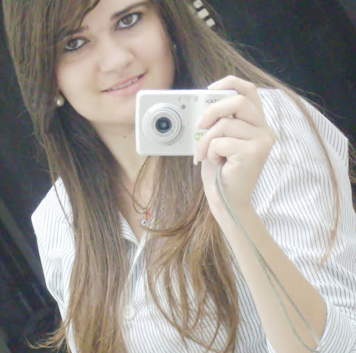 Kelly Rocha Photo 7