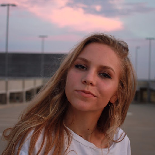 Brittney Anderson Photo 24