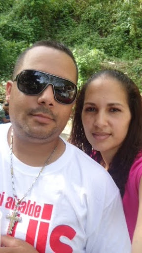 Carol Velazquez Photo 4