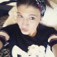 Nicole Pedroza Photo 10