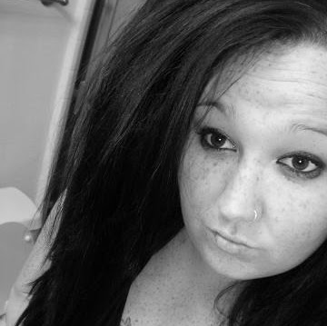 Natalie Johnson Photo 29