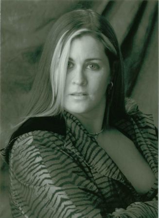 Adrienne Smith Photo 17
