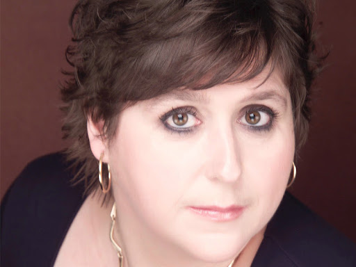 Catherine Strong Photo 30