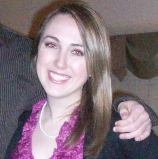 Laura Hill Photo 18