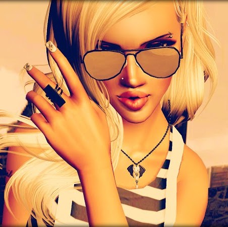 Carli Sims Photo 2