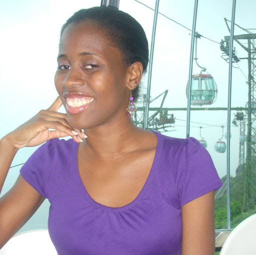 Simone Charles Photo 33