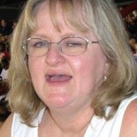 Julie Wyatt Photo 21
