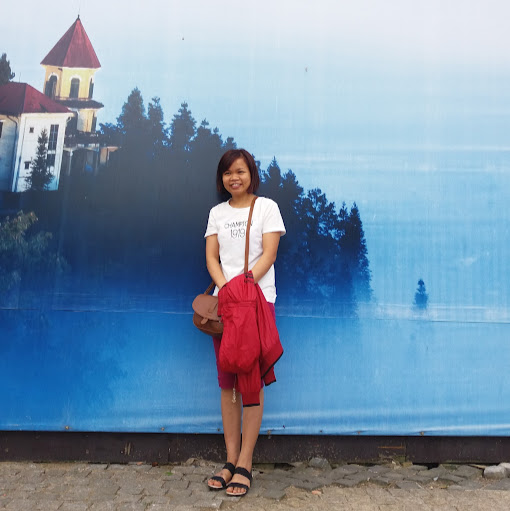 Hong Dinh Photo 25
