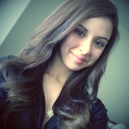 Melissa Campos Photo 35
