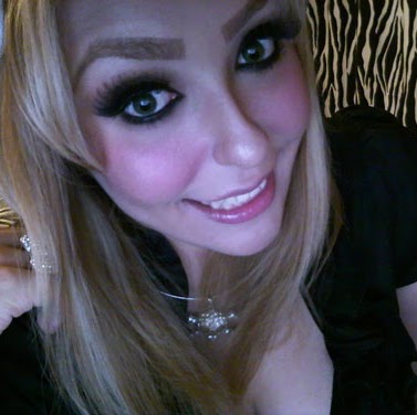 Sandy Mendez Photo 25