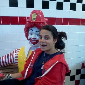 Sarah Whalen Photo 15