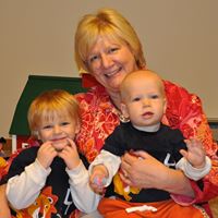 Linda Reiser Photo 12