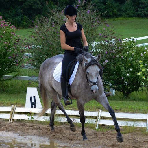Christina Billings Photo 36