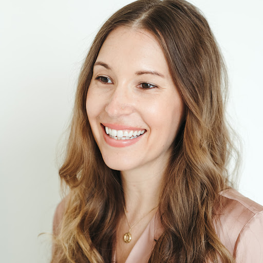 Jennifer Becker Photo 39