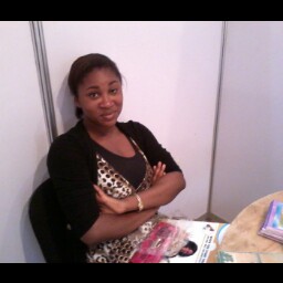 Joy Oliver Photo 12