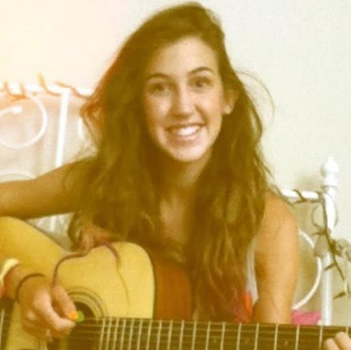 Taylor Goodman Photo 14