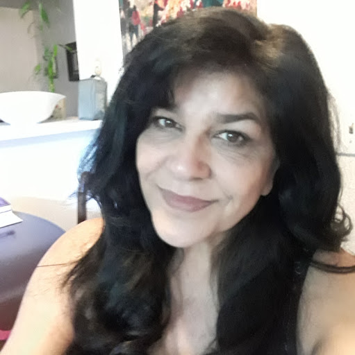 Joyce Garcia Photo 39