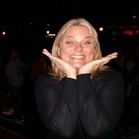 Kimberly Riddell Photo 3