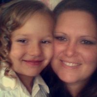 Renee Metzger Photo 14