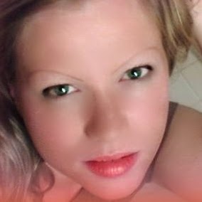 Amber Hopper Photo 30