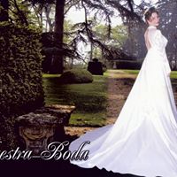 Mercedes Schaefer Photo 7