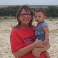 Luann Jones Photo 14