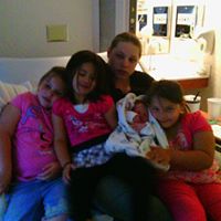 Samantha Dickerson Photo 11