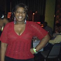 Sarah Dickerson Photo 34
