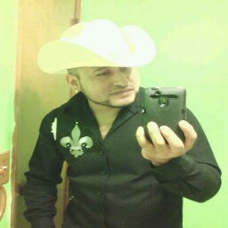 Rene Salinas Photo 20