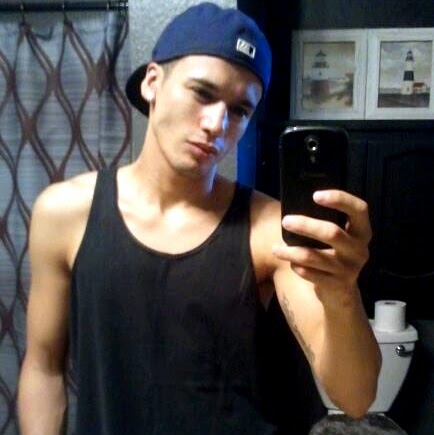 Frank Leon Photo 12