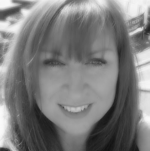 Elaine Reynolds Photo 12