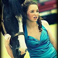 Christy Snow Photo 8