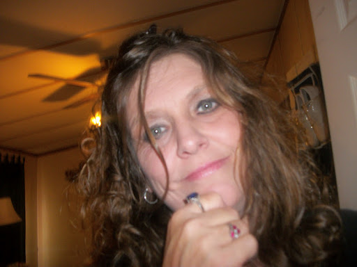 Shelly Jones Photo 36