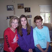 Sandi Lane Photo 9