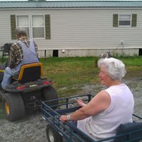 Shelly Hawkins Photo 30