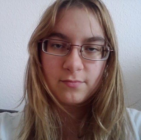 Jennifer David Photo 5